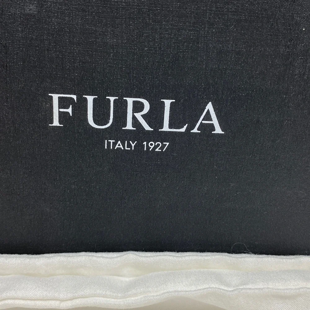 Furla Italy‎ Classic Zip Around Moonstone Quilted Wallet NIB Christmas Gift